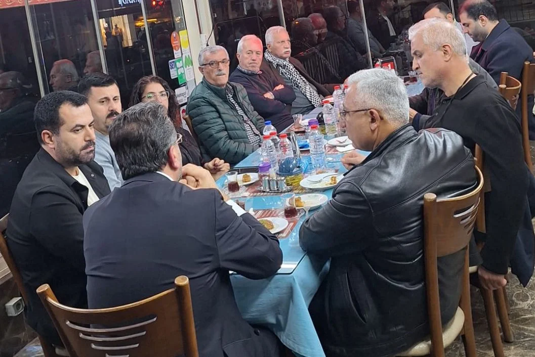 DERNEK BAŞKANIMIZ SN. TARIK ÇAKIR, İZEBSİDEF YÖNETİM KURULU TOPLANTISINA KATILDI